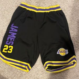 No drawstring otherwise condition is good